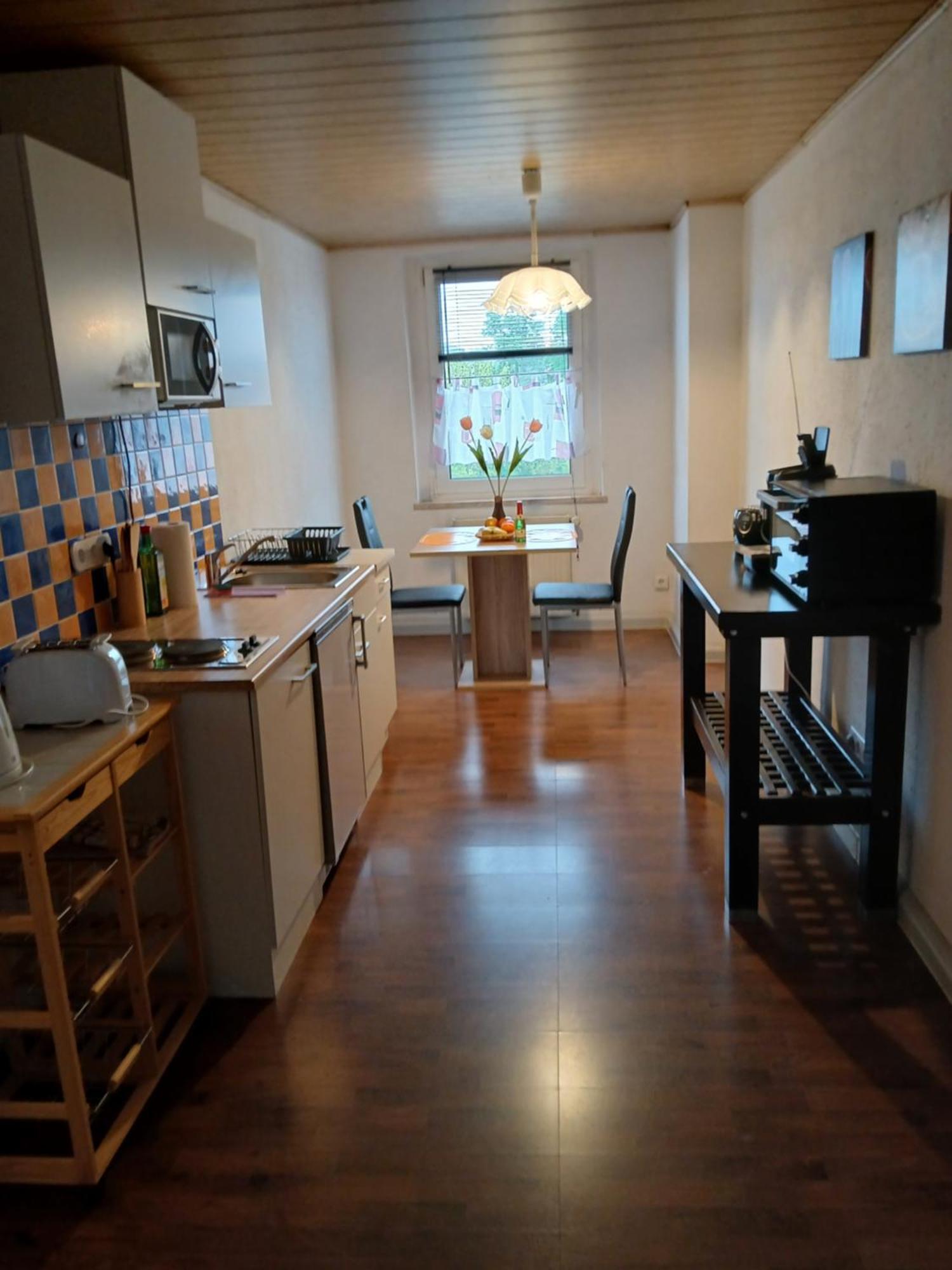 Kleine Wohnung Fuer Monteure Und Dienstreisen 츠비카우 외부 사진